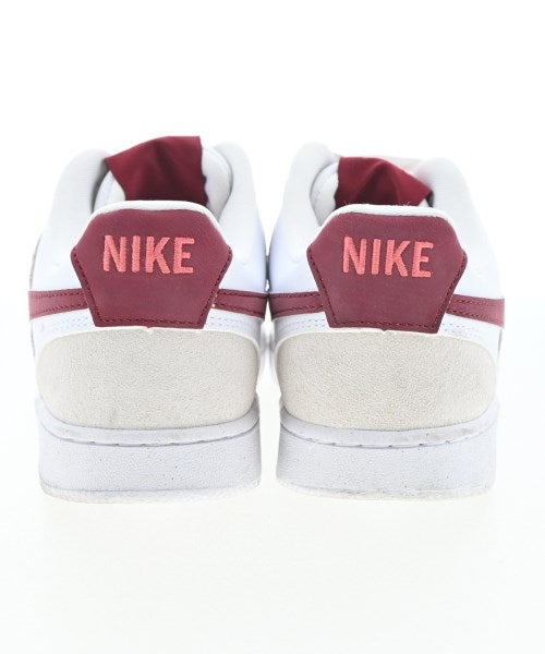NIKE รองเท้าผ้าใบ