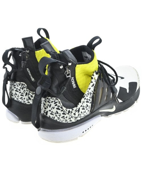 NIKE รองเท้าผ้าใบ