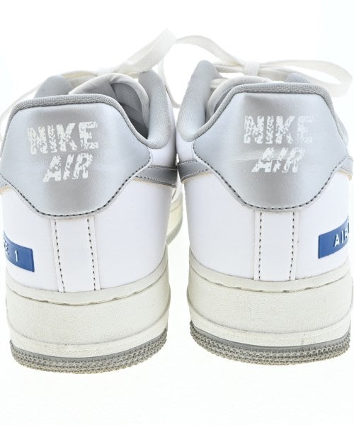 NIKE รองเท้าผ้าใบ