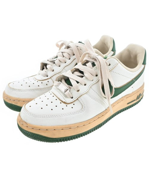 NIKE รองเท้าผ้าใบ