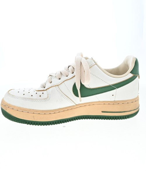 NIKE รองเท้าผ้าใบ