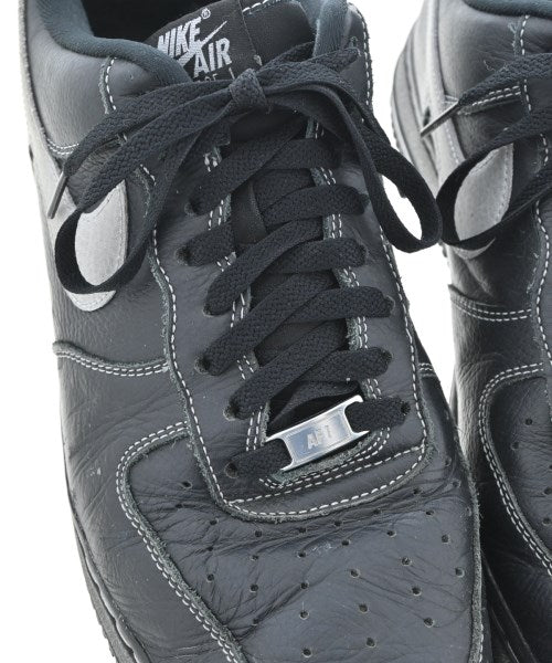 NIKE รองเท้าผ้าใบ