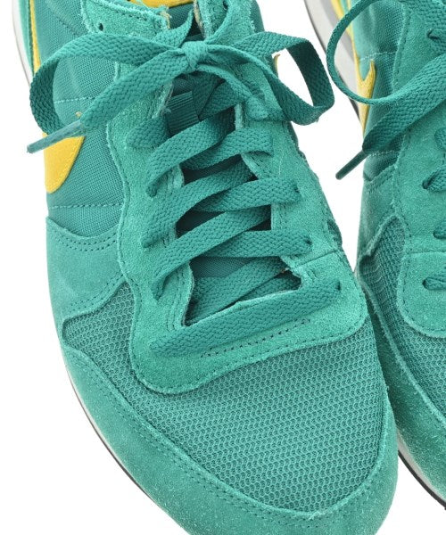 NIKE รองเท้าผ้าใบ