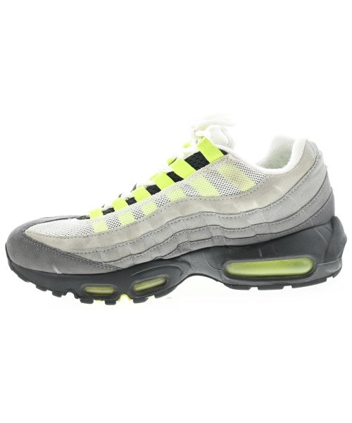 NIKE รองเท้าผ้าใบ