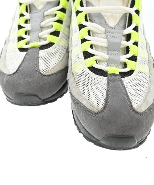 NIKE รองเท้าผ้าใบ