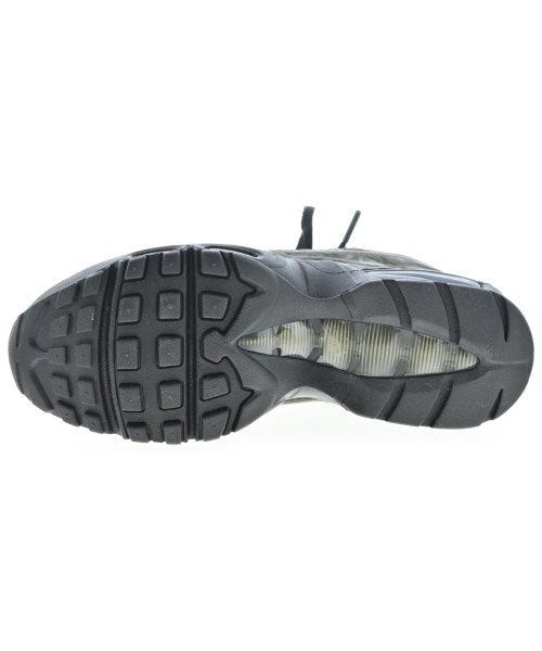 NIKE รองเท้าผ้าใบ