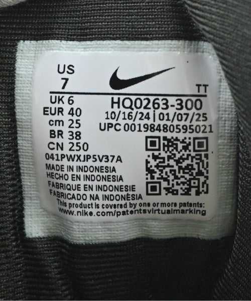 NIKE รองเท้าผ้าใบ