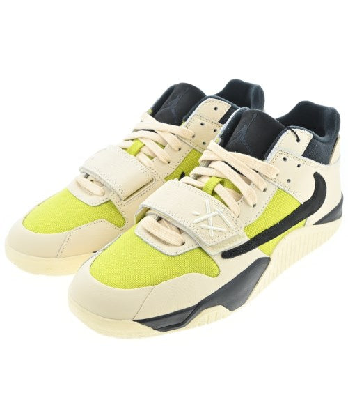 NIKE รองเท้าผ้าใบ