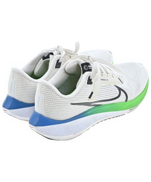 NIKE รองเท้าผ้าใบ