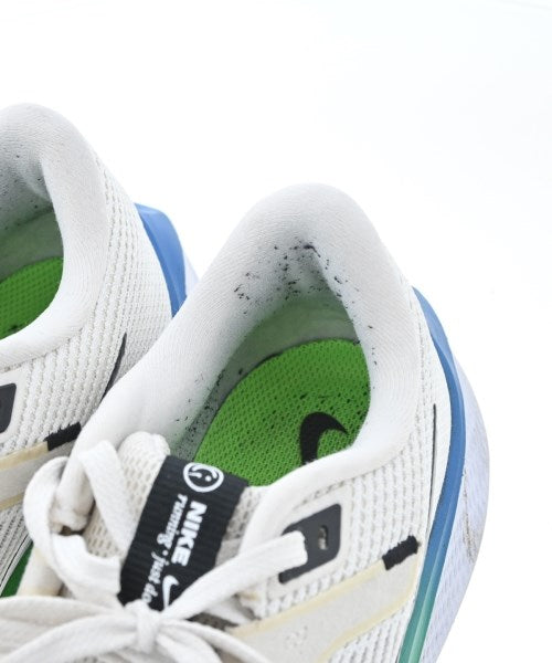 NIKE รองเท้าผ้าใบ