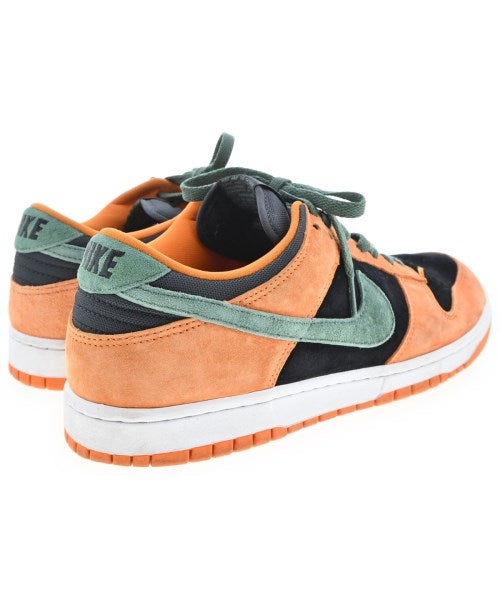 NIKE รองเท้าผ้าใบ
