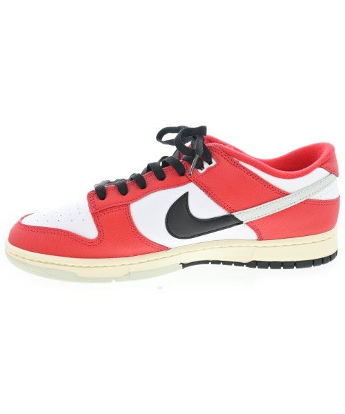 NIKE รองเท้าผ้าใบ