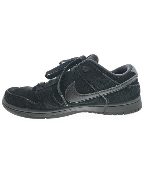 NIKE รองเท้าผ้าใบ
