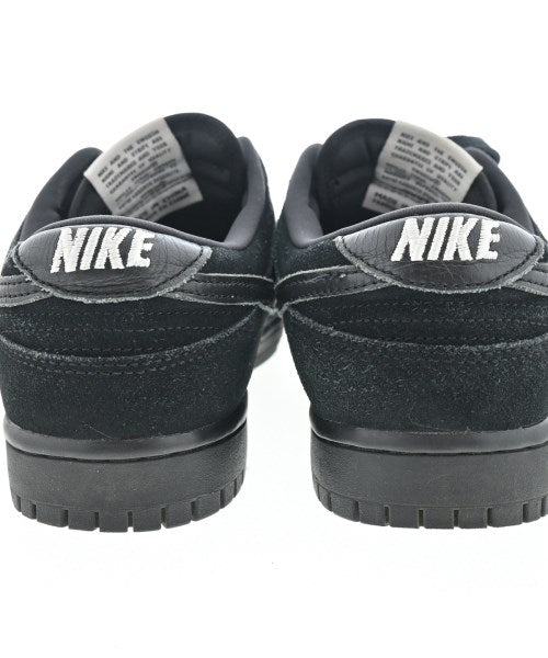 NIKE รองเท้าผ้าใบ