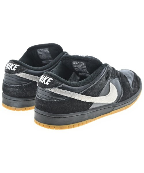 NIKE รองเท้าผ้าใบ
