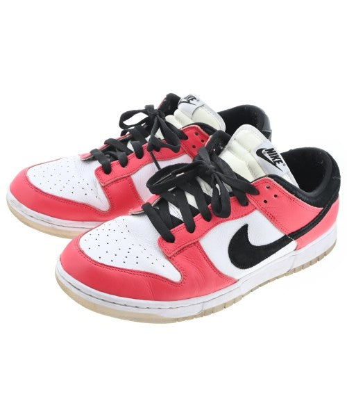 NIKE รองเท้าผ้าใบ