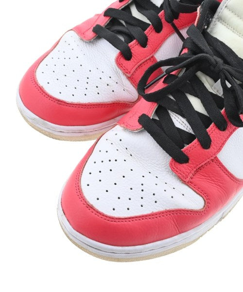 NIKE รองเท้าผ้าใบ