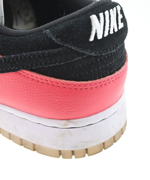 NIKE รองเท้าผ้าใบ