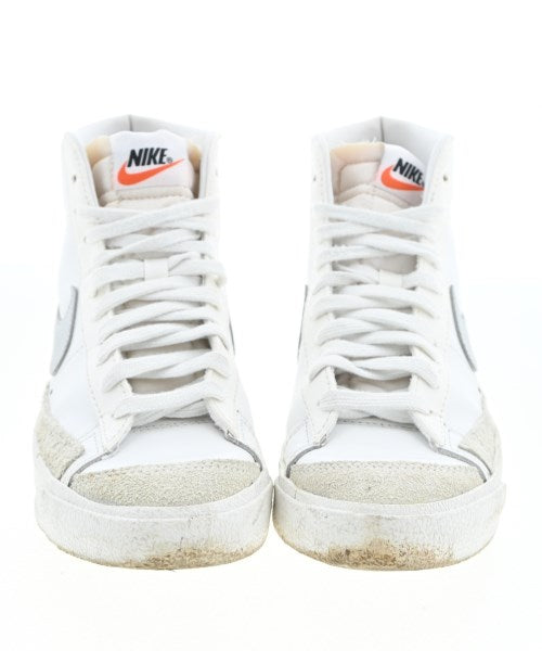 NIKE รองเท้าผ้าใบ