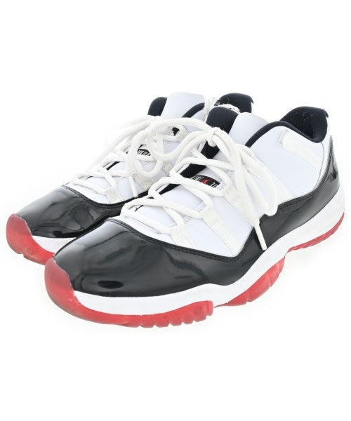 NIKE รองเท้าผ้าใบ
