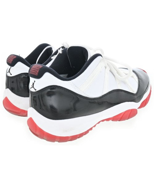 NIKE รองเท้าผ้าใบ