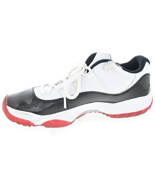 NIKE รองเท้าผ้าใบ