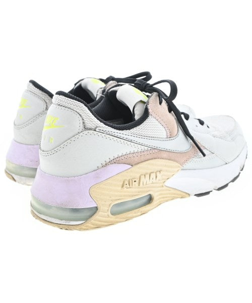 NIKE รองเท้าผ้าใบ