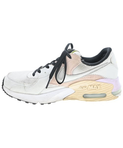 NIKE รองเท้าผ้าใบ