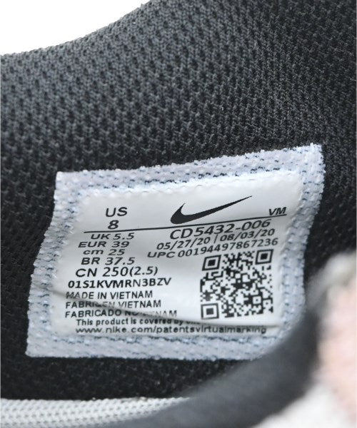 NIKE รองเท้าผ้าใบ