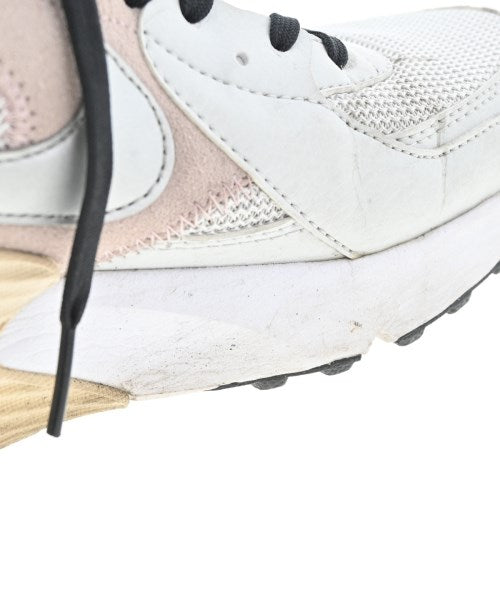 NIKE รองเท้าผ้าใบ