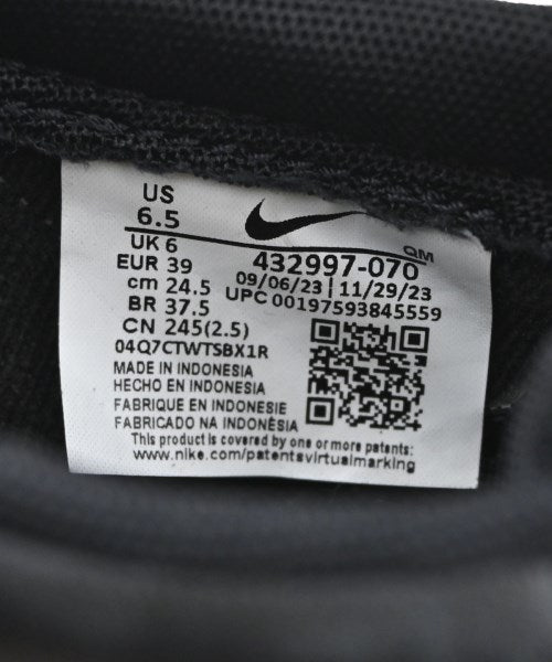 NIKE รองเท้าผ้าใบ