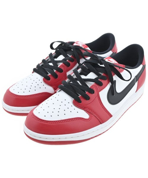 NIKE รองเท้าผ้าใบ