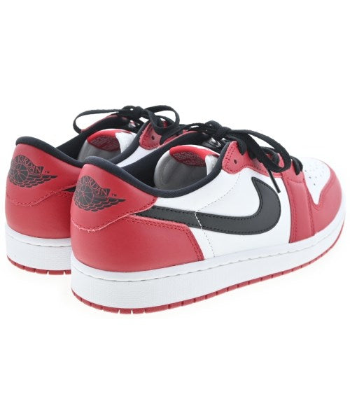 NIKE รองเท้าผ้าใบ