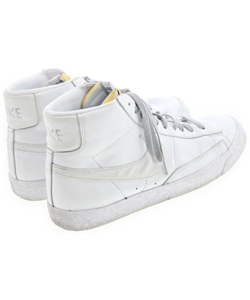 NIKE รองเท้าผ้าใบ