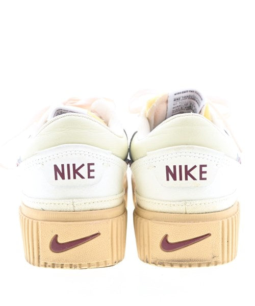 NIKE รองเท้าผ้าใบ