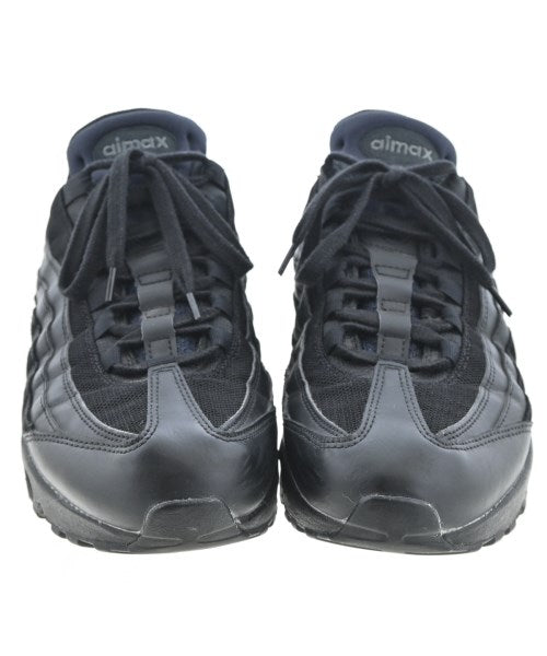 NIKE รองเท้าผ้าใบ