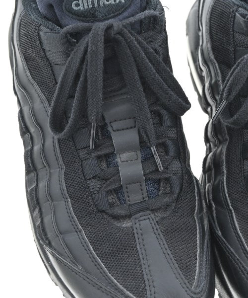 NIKE รองเท้าผ้าใบ