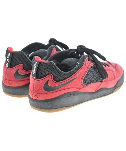 NIKE รองเท้าผ้าใบ