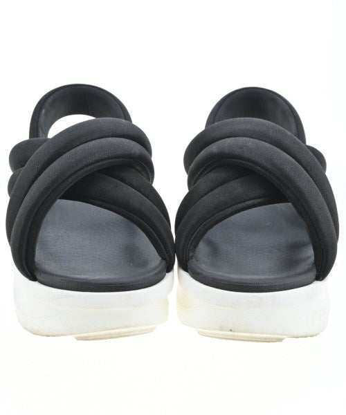 NIKE รองเท้าแตะ