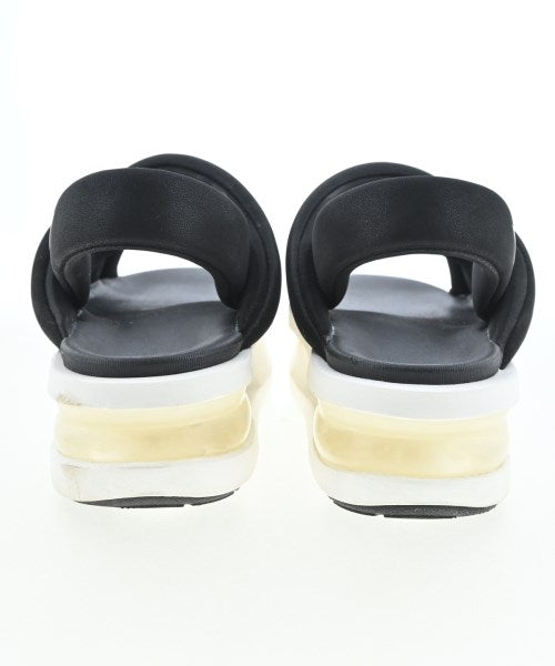 NIKE รองเท้าแตะ