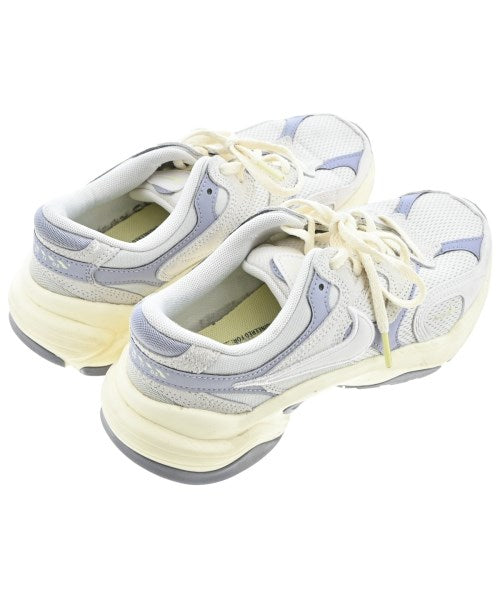 NIKE รองเท้าผ้าใบ