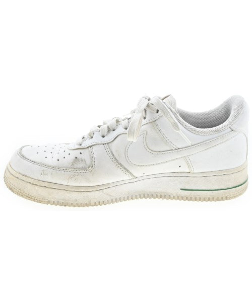 NIKE รองเท้าผ้าใบ