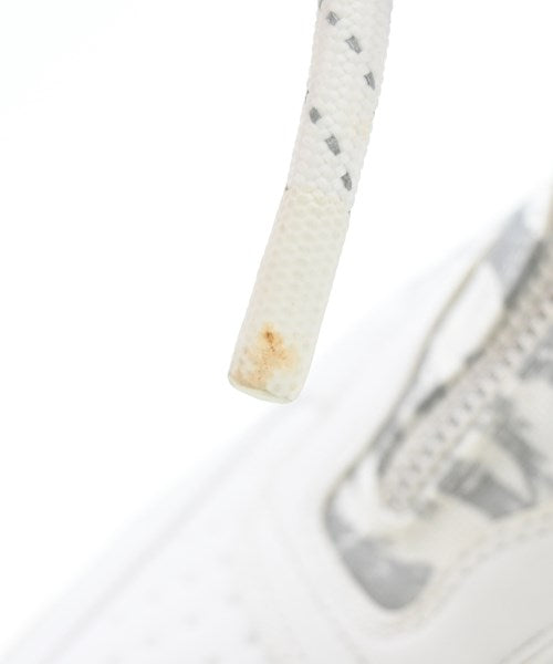 NIKE รองเท้าผ้าใบ