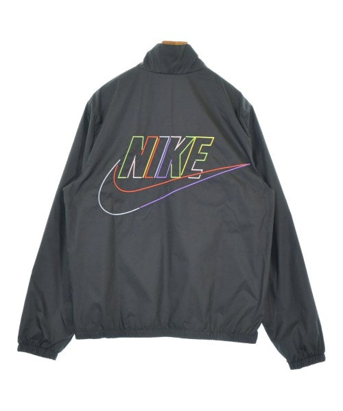 NIKE แจ็คเก็ตเบลาส์