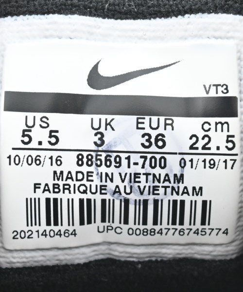 NIKE รองเท้าผ้าใบ