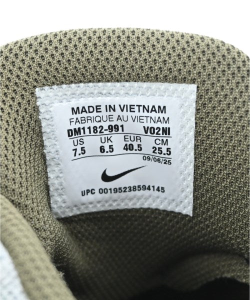 NIKE รองเท้าผ้าใบ