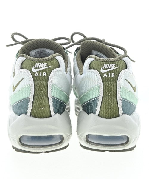 NIKE รองเท้าผ้าใบ