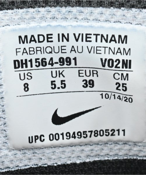 NIKE รองเท้าผ้าใบ