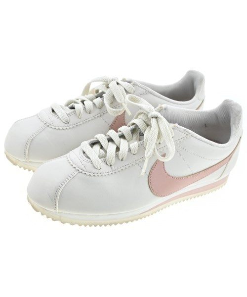 NIKE รองเท้าผ้าใบ