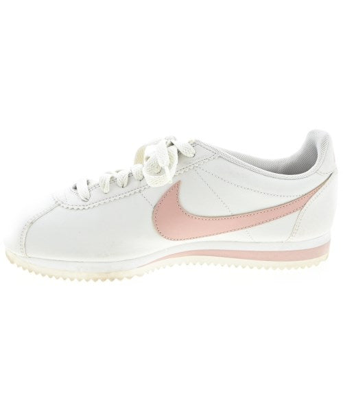 NIKE รองเท้าผ้าใบ